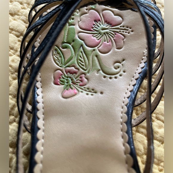 🌴 Hush Puppies Black 2” Heel Sandals - Picture 2 of 14